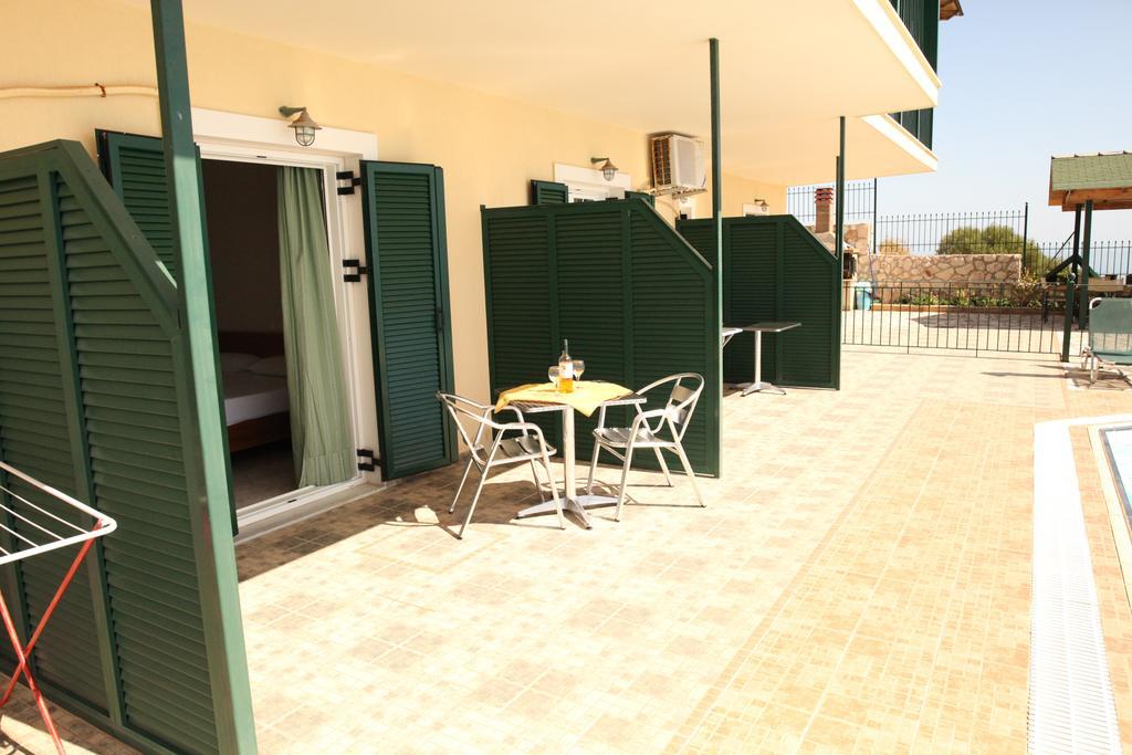 Agnantio Apartments Eleios-Pronnoi Exterior foto